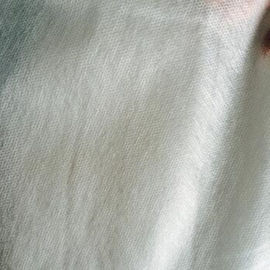 Ücretsiz örnek 40 derece beyaz PVA Soğuk Suda Çözünür Nonwoven Kumaş rulo halinde